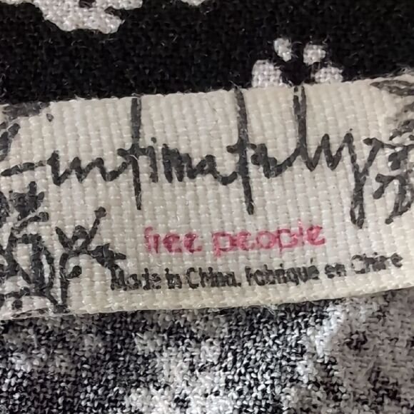 Free People Ditzy Floral Ditsy Floral Bodysuit blouse Size S Statement S… - Picture 4 of 12